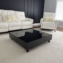 Rove Concepts – Liza Black Marble Coffee Table