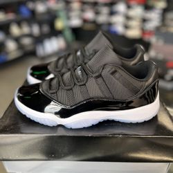 Jordan 11 Low “SPACEJAM” Size 11.5