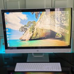 HP 27" all in one Touchscreen computer with Speakers tuned by Bang & Olufsen