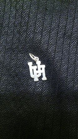 Uh james hotsell avery charm
