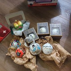 Various Ceramic/Glass XMAS ORNAMENTS