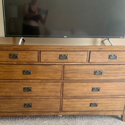 Set Of 3 Bedroom Set- Warm Wood 