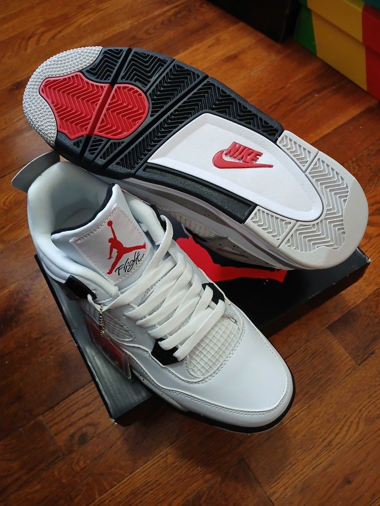 Air Jordan 4s Size 10