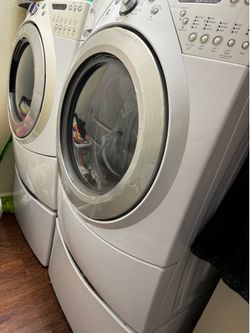 Whirlpool Front load washer and dryer white