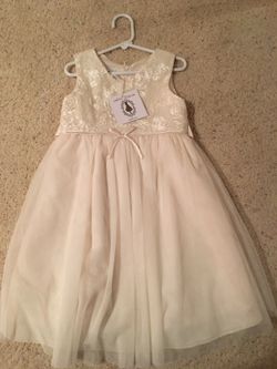 Girls special occasion dress size 6