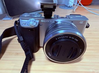 Sony A6000 Mirrorless Camera + 16-50mm OSS Lens – Excellent Condition