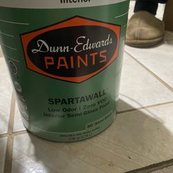 Dunn Edward’s Paints  Swiss Coffee