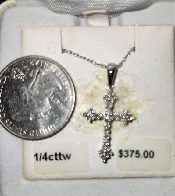 Diamond Cross Pendant Necklace 