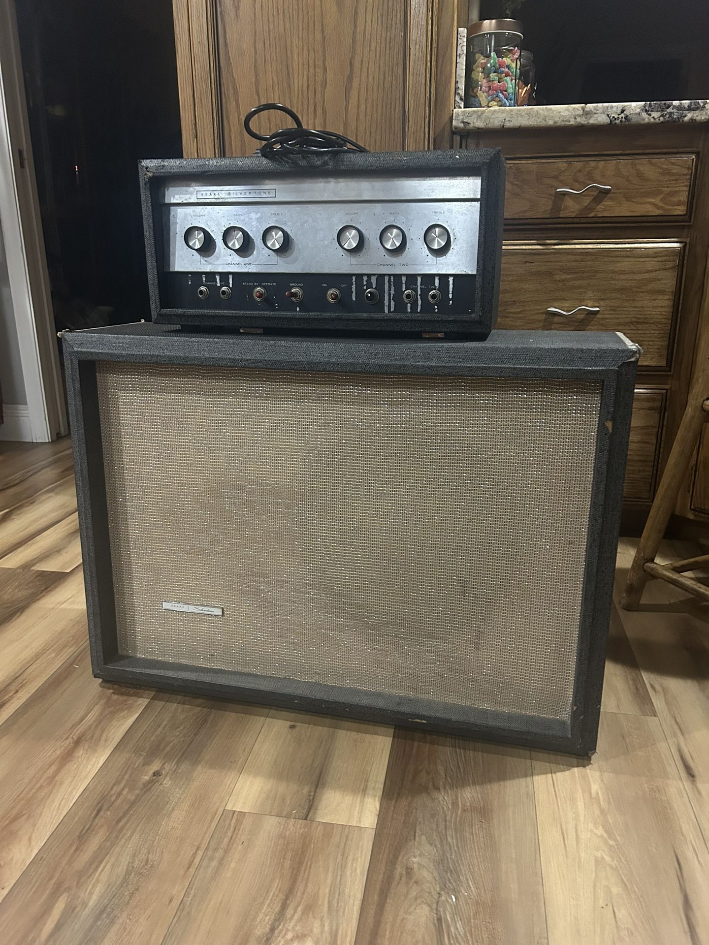 1967 Sears Silvertone 1483 Amp