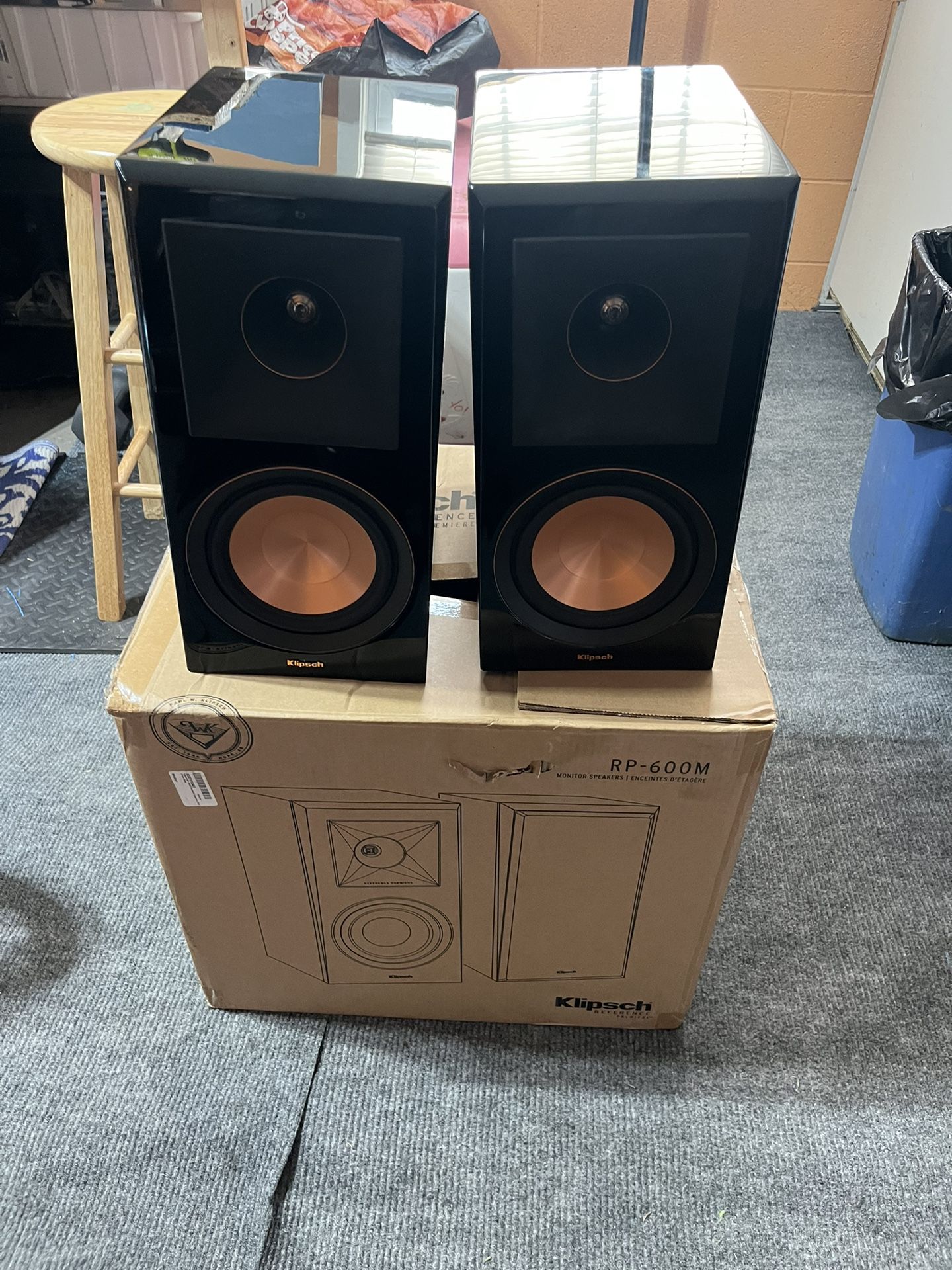 Speakers 