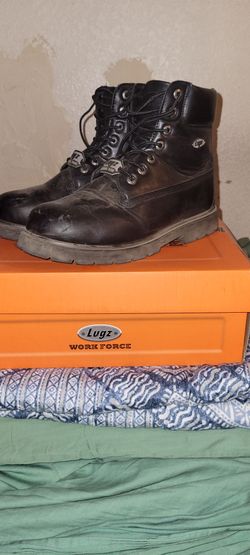 Size 10 Steel Toe Lugz Boots w/ memory foam foot cushioning