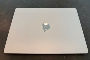 Like-new 15” MacBook Air (M2, 2023)