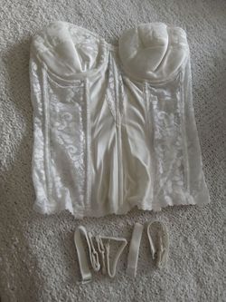 White Torsolette Strapless Bra 36C