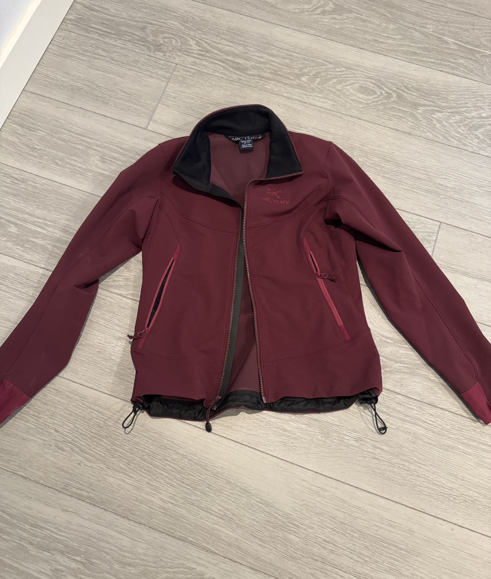 Arc’teryx Women’s Gamma LT Softshell Jacket