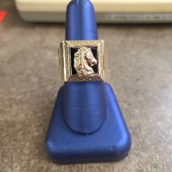 RING  10K  9.5 GR  SIZE 9  