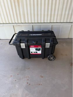 Husky 50 Gallon Mobile Job Box With Wheels & 2 Keys