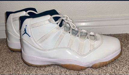 Men’s size 11, Jordan 11’s Retro Legend blue shoes in white
