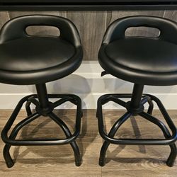 Shop Stool with Back