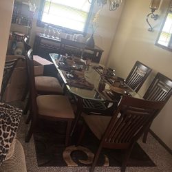 Dinning Room Glass Tables And Wine Cabnets