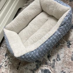 Fluffy Pet Bed