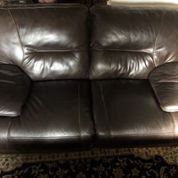 3 Piece Leather Sofa Set / Recliner