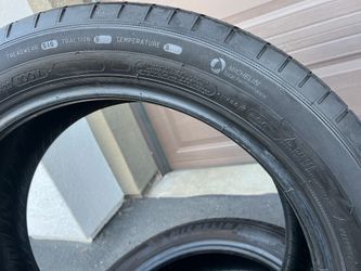 Michelin Primacy A/S Tires – 235/50R20 – Like New