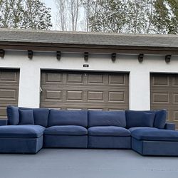 Couch/Sofa Sectional - 6 Pieces modular - Blue - Velvet - Delivery Available 🚛