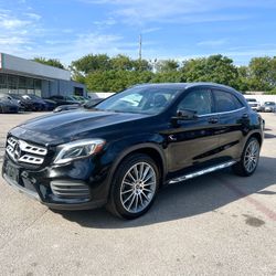2019 Mercedes Gla 