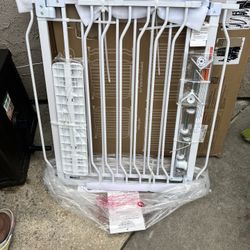 Grownsy Safety gate -New 