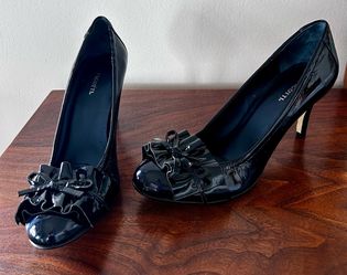 New Navy Patent Leather Pump Size 11