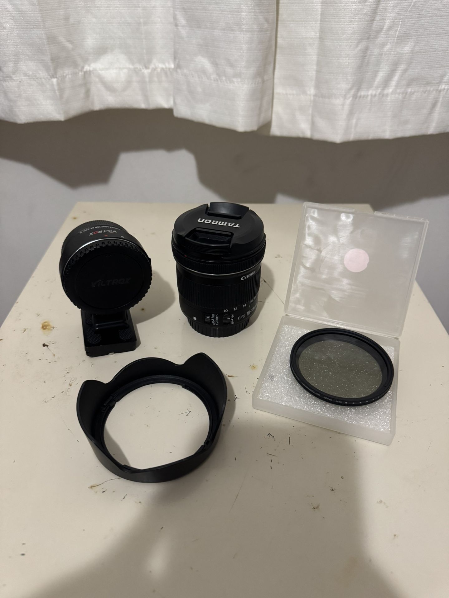 Canon EF-S 10-18mm f/4.5-5.6 is STM Lens, with Accessories