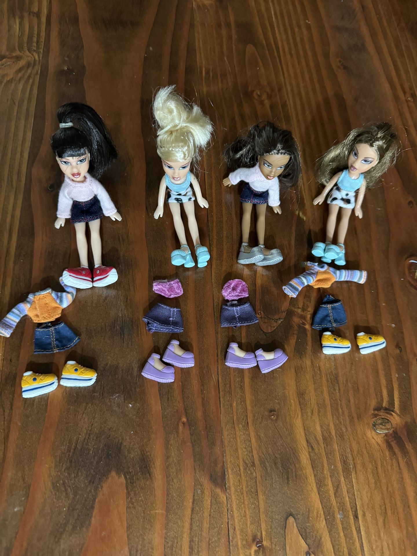 Bratz Mini Miniature Dolls