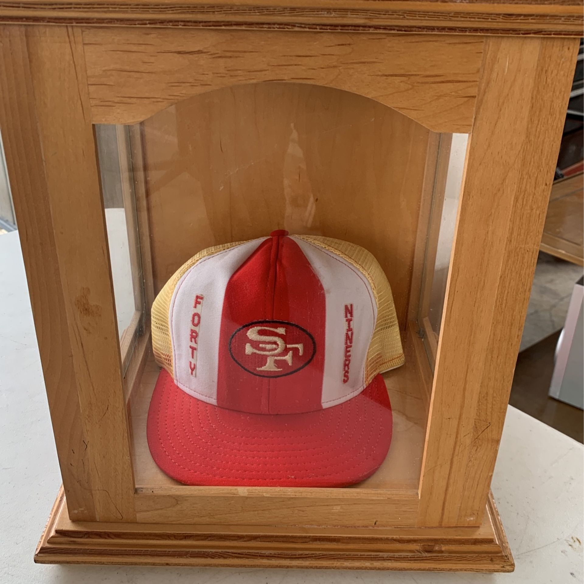 Vintage NFL 90s hats! for Sale in Los Angeles, CA - OfferUp