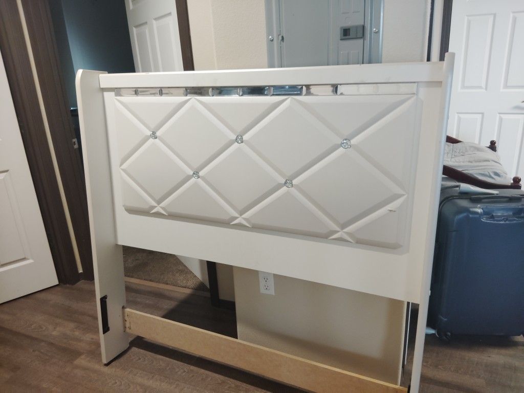 ONLY Bed Frame