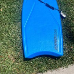 morey boogie tech 9 w/leash