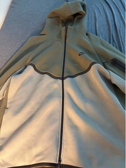Nike tech