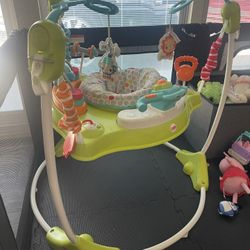 Fisher-Price Fitness Fun Folding Jumperoo Gym-Themed Infant Activity Center