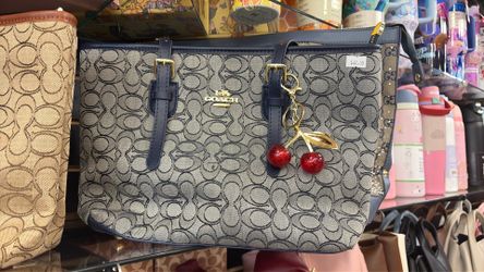 Coach tote bags