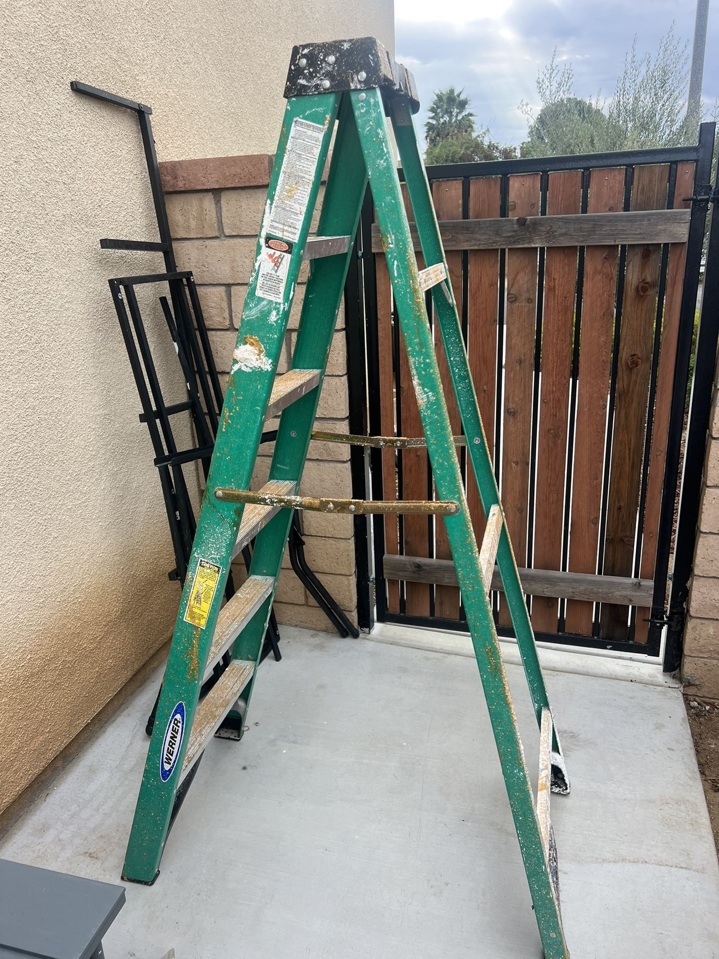 6ft Ladder, Werner