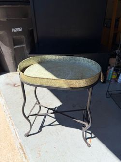 Galvanized Metal Tray Table with Iron Stand