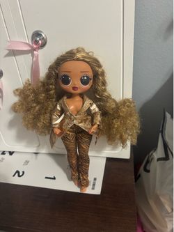 Lol omg doll golden hair