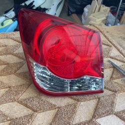 2011-2015 Chevy Cruze Tail Light 