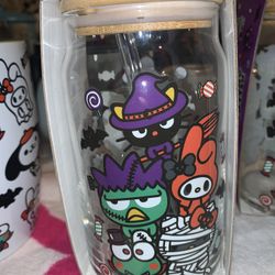 Hello Kitty & Friends Halloween Glass Tumblerđź–¤