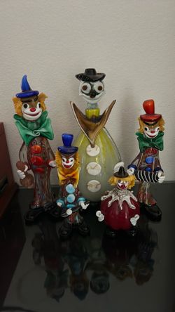 Moreno clowns