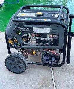 Firman T07573 Tri-Fuel Gas Propane Natural Gas Generator 7500W/9400W 120/240V with Electric Start