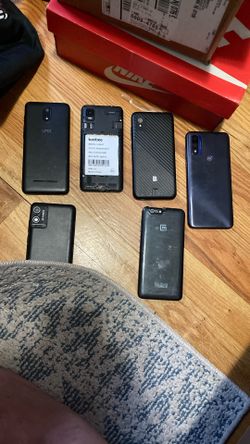 Cell Phone Parts Only. 