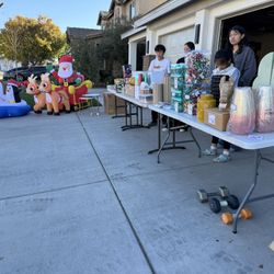 Big Yard sale Eastvale