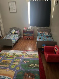 2x toddler beds