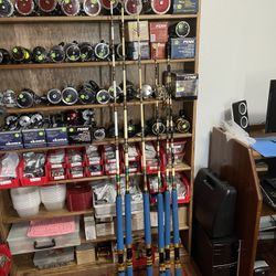 Six Long Range Tuna Poles   Calstar $220 Each 