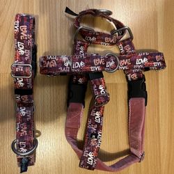2 Hounds Martingale No-Pull Collar & Harness Set - Graffiti LOVE 